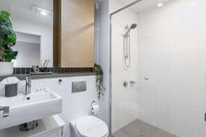 Hair dryer - The Inkerman Hideaway (St Kilda)