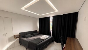 ห้องซูพีเรีย, วิวเมือง | โต๊ะทำงาน, พื้นที่ทำงานแบบใช้แล็ปท็อป