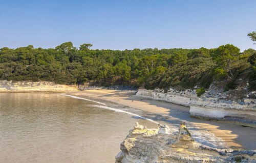 3 bedroom lovely home in Meschers-sur-Gironde