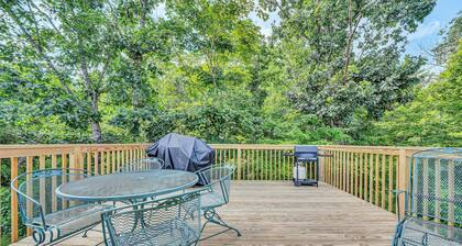 Retreat By The Creek …near the charming town of New Castle and hiking trails