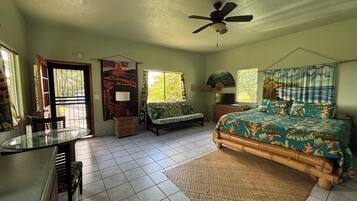 1 bedroom, desk, WiFi (free), bed sheets