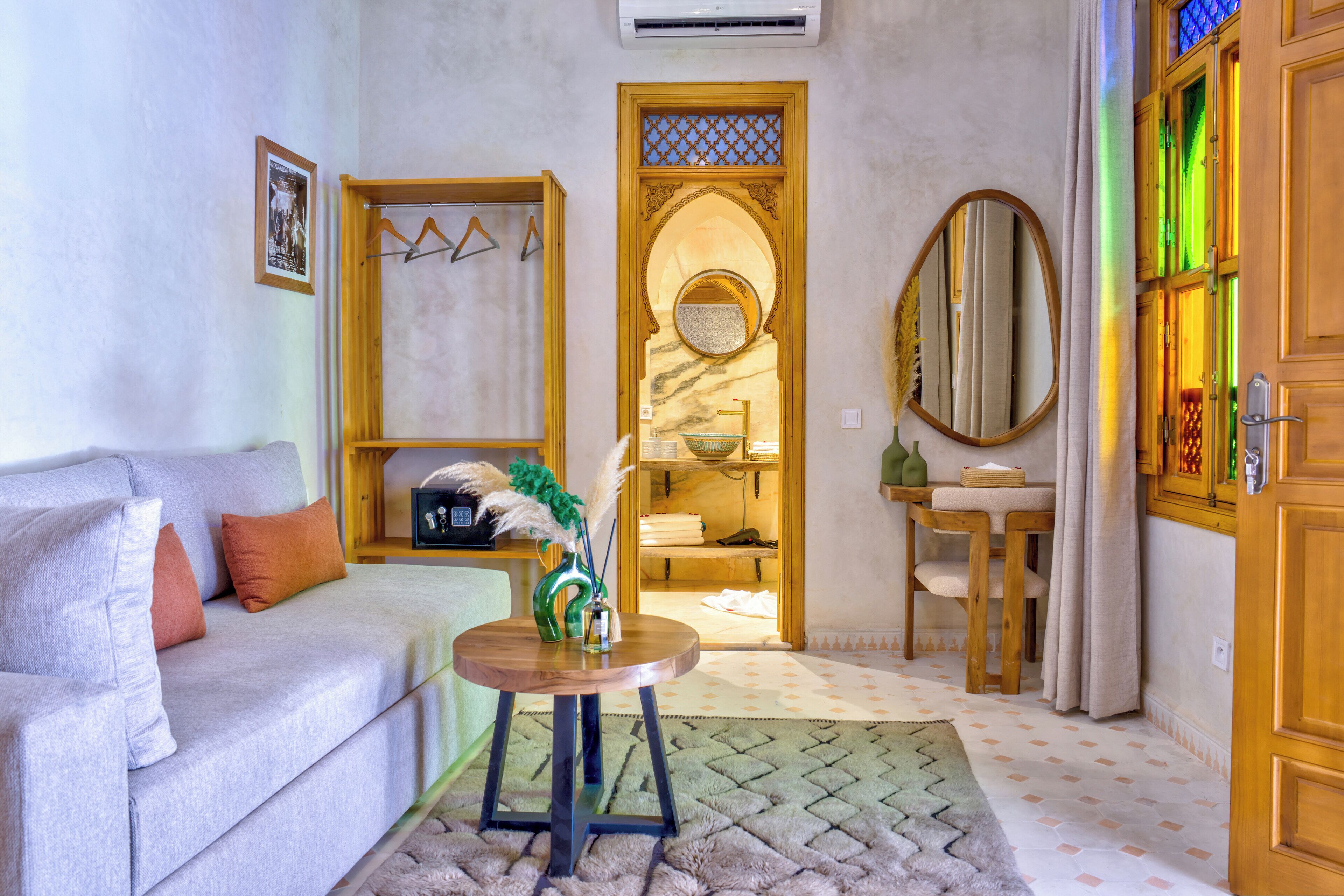 Royal Triple Room, Patio