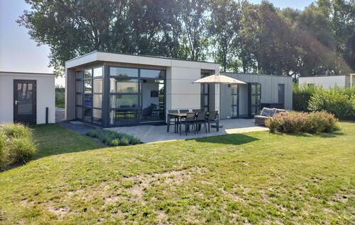 Gorgeous home in Nijkerk with WiFi
