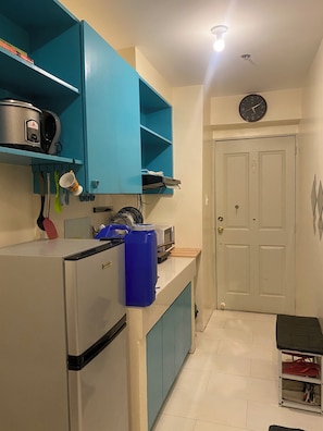 Microondas, placa de cocina