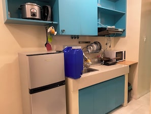 Microondas, placa de cocina