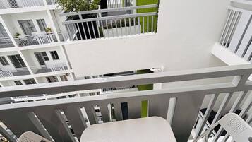 Condo, 1 habitación, balcón | Balcón