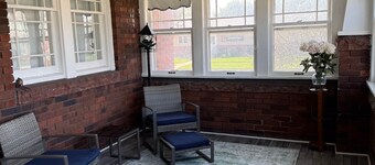 Collosal Craftsman-4 BR, 9 Beds-Sleeps 1 to 14!