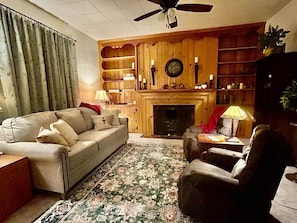 TV, fireplace, ping pong