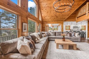 TV, fireplace - 8BR Water View Hot Tub 6 acres (Swanton)