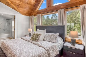 8 bedrooms, WiFi