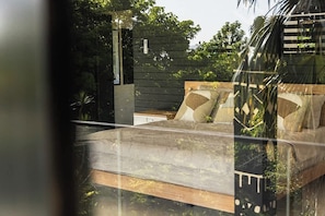 4 bedrooms, iron/ironing board, WiFi, bed sheets - 2026 Special! New Designer Villa on top of Negril! (Negril)