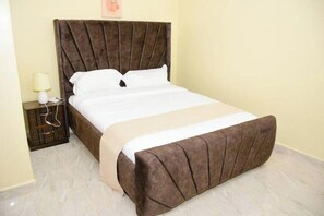 2 bedrooms, internet, bed sheets - Majestic Furnished in Kitale@360 (Trans-Nzoia County)