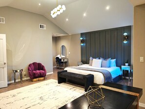 4 Schlafzimmer, Schreibtisch, kostenloses WLAN, Bettwäsche