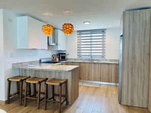 Fridge, microwave, oven, stovetop - New Luxury, Beach, 2-bedroom condo in fantastic Punta Cana Downtown (Punta Cana)