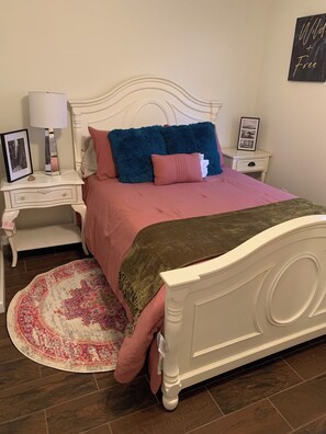 3 bedrooms, WiFi, bed sheets