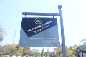 Fachada da propriedade
