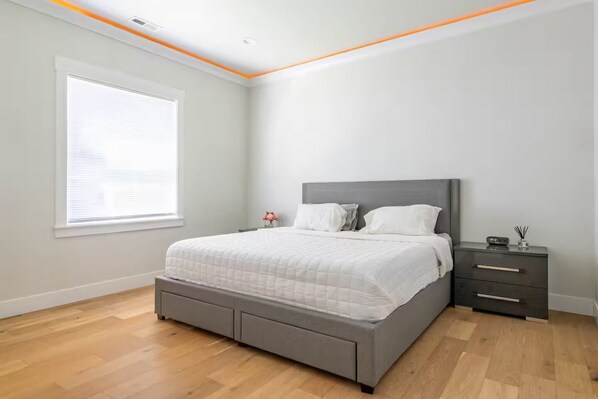 3 chambres, fer et planche à repasser, lit de bébé portatif, Wi-Fi