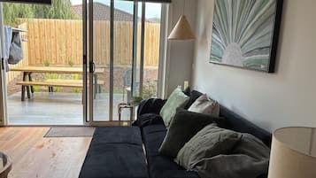 Smart-tv, videospil, bøger, musikbibliotek