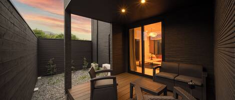 Comfort Room, Balcony, Mountain View | Terrace/patio