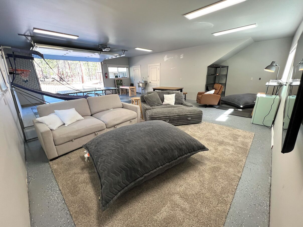 Smart-TV, peis, fotballspill og bordtennis