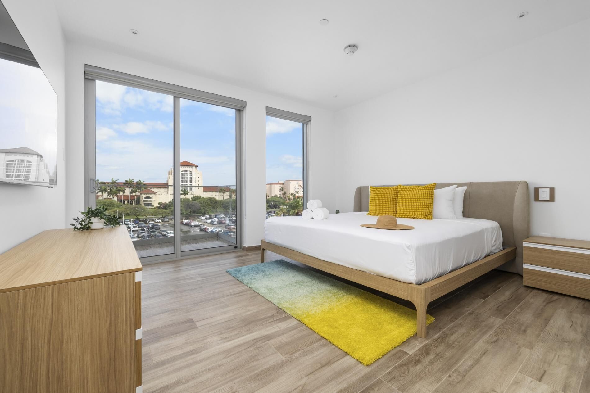 2 bedrooms, iron/ironing board, travel cot, WiFi