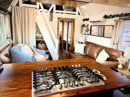 Interior. Secluded Tiny House with Fire Pit