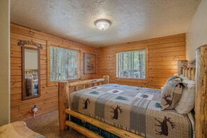 3 makuuhuonetta, silitysrauta/-lauta, Wi-Fi, vuodevaatteet