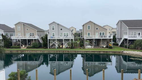 7 Bedroom, 7 Bathroom Luxury Beach Home BRAND NEW FOR 2026 SEASON!