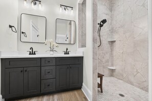 Shower, towels - Brand New 7 Bedroom, 7 Bathroom Beach House (Ocean Isle Beach)