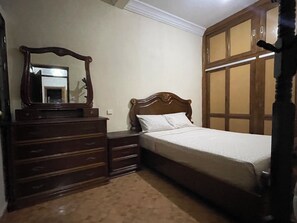 2 bedrooms, internet