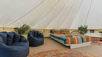 1 chambre, accès au Wi-Fi (inclus), literie fournie