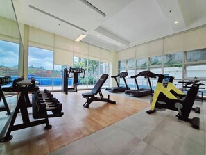 Habitació, 1 dormitori, balcó, vistes a la piscina | Estudi de fitnes