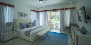 Premium bedding, free minibar, in-room safe, desk