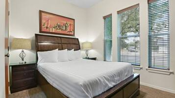 2 bedrooms, desk, iron/ironing board, WiFi