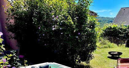 Ruhe & Erholung im Grünen! Mediterranes Landhaus-Apartment mit Jacuzzi