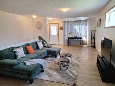 Cozy 2 Bedrooms in a stylish home in Central Brandon