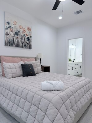 3 habitaciones, tabla de planchar con plancha y wifi gratis