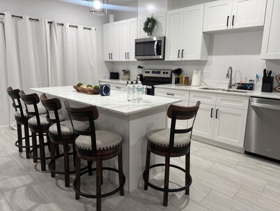 Newly built,private,and cozy. 6 guest • 3 bedrooms • 3 beds • 2 baths