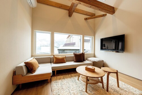 Bonbori Apartments