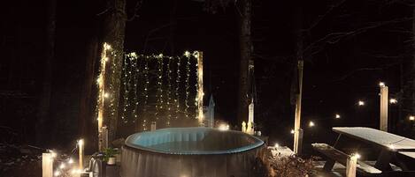 Bain à remous extérieur