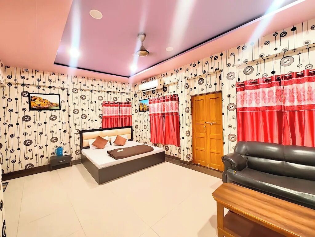 Chambre Deluxe double, climatisation | Literie hypoallergénique, coffre-fort, bureau, système d’insonorisation