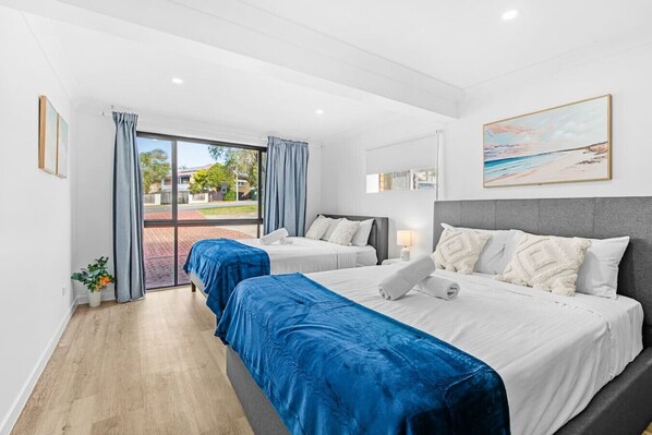 1 chambre, fer et planche à repasser, Wi-Fi, literie fournie