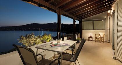 Art Sounion, Seafront Elegance