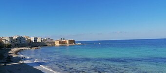 BELLINISTAY - Apartment in the city center, 2 steps from the sea.