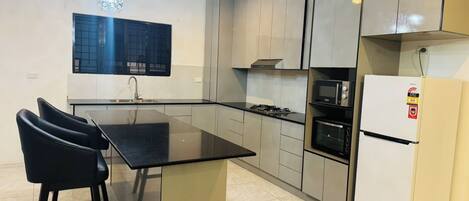 Microwave, oven, stovetop