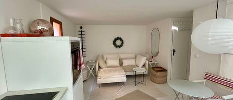 1 dormitorio, tabla de planchar con plancha, wifi