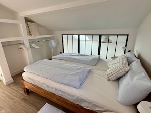 1 bedroom, iron/ironing board, WiFi