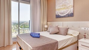 2 bedrooms, desk, Internet - Ciudad Jardin II by Interhome (Oropesa del Mar)
