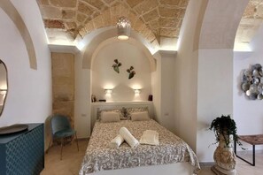 1 chambre, fer et planche à repasser, Wi-Fi, literie fournie