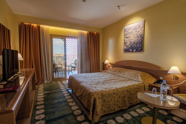 Standard Room, Balcony, City View